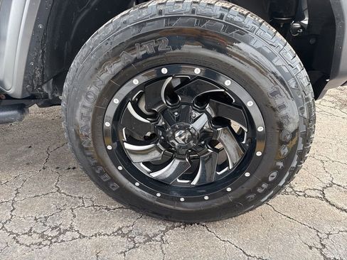 Used 2019 Jeep Wrangler Unlimited Sport S image 16