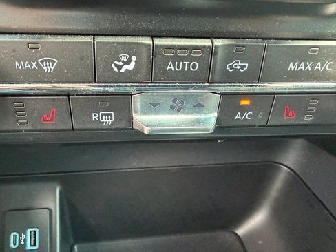 Used 2021 Ford F150 XLT w/ Equipment Group 302A High AWD/4WD image 12
