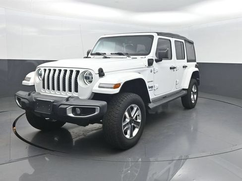 Used 2021 Jeep Wrangler Unlimited Sahara AWD/4WD image 2