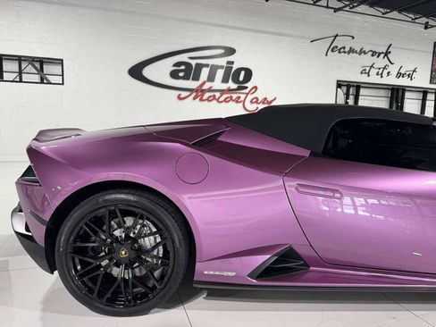 Used 2022 Lamborghini Huracan EVO image 46