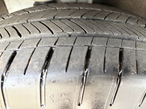 Used 2022 Ford Mustang Mach-E Select image 40