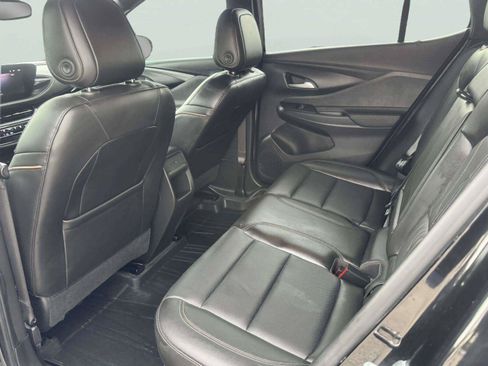 Used 2025 Buick Envista Avenir FWD image 40