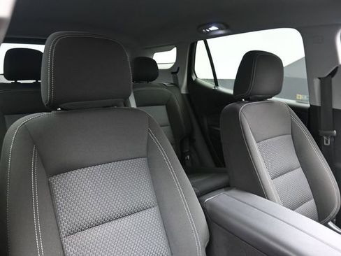 Used 2023 GMC Terrain SLE w/ Driver Convenience Package image 27