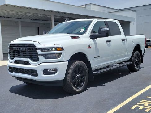 New 2026 RAM 2500 Big Horn AWD/4WD image 3