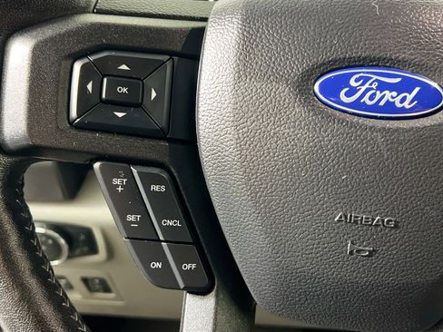 Used 2019 Ford F150 XLT w/ Equipment Group 302A Luxury image 18