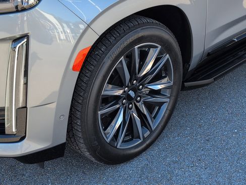 Certified 2024 Cadillac Escalade Sport Platinum image 11