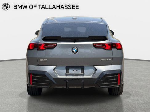 Used 2025 BMW X2 xDrive28i w/ Technology Package image 6