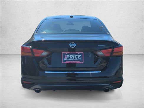 Used 2022 Nissan Altima 2.5 SR w/ Midnight Edition Package image 6