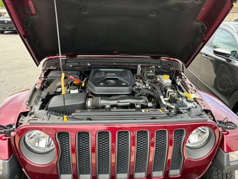 Used 2021 Jeep Wrangler Sport AWD/4WD image 20