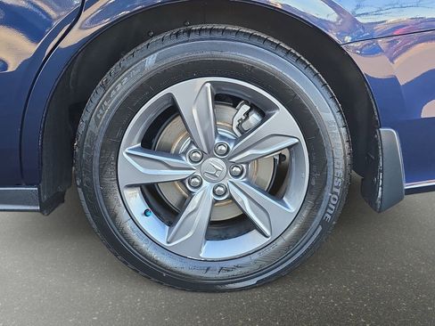 Certified 2024 Honda Odyssey EX image 33