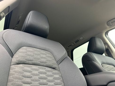 New 2025 Nissan Pathfinder S image 21