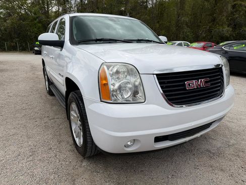 Used 2007 GMC Yukon SLT w/ SLT Preferred Equipment Group image 5