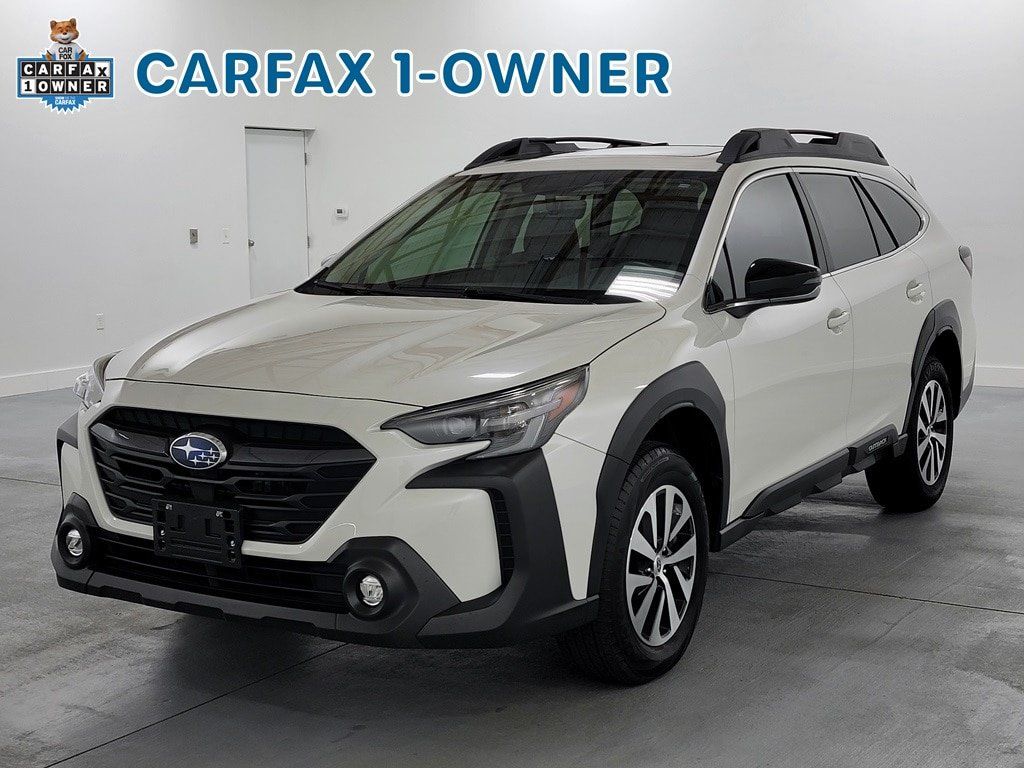 Used 2025 Subaru Outback Premium AWD/4WD image 4