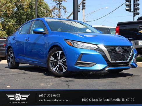 Used 2020 Nissan Sentra SV image 1