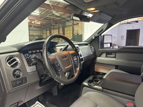 Used 2013 Ford F150 XLT w/ Luxury Equipment Group image 9