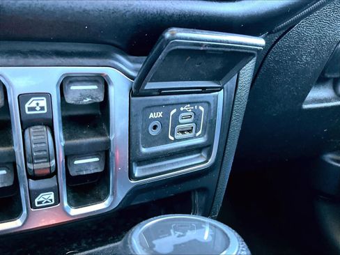 Used 2020 Jeep Wrangler Unlimited Sport S image 27