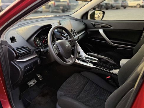 Used 2023 Mitsubishi Eclipse Cross LE image 14