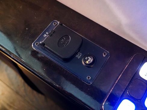 Used 2014 Mercedes-Benz Sprinter 2500 image 67