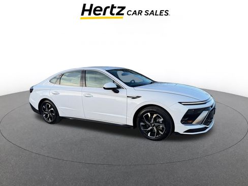 Used 2025 Hyundai Sonata SEL image 1
