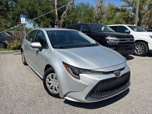 Used 2020 Toyota Corolla L image 4