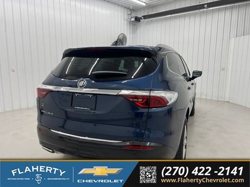 Used 2023 Buick Enclave Essence w/ Experience Buick Package FWD image 3