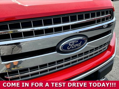 Used 2019 Ford F150 XLT w/ Equipment Group 302A Luxury AWD/4WD image 30