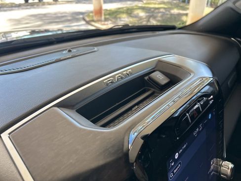 Used 2024 RAM 1500 Big Horn image 43