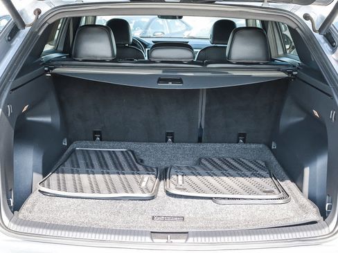 Used 2022 Volkswagen Atlas Cross Sport SE image 25