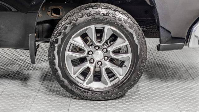 Used 2023 Chevrolet Silverado 1500 LT AWD/4WD image 33