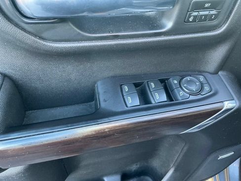 Used 2020 GMC Sierra 1500 SLT w/ SLT Premium Plus Package AWD/4WD image 15