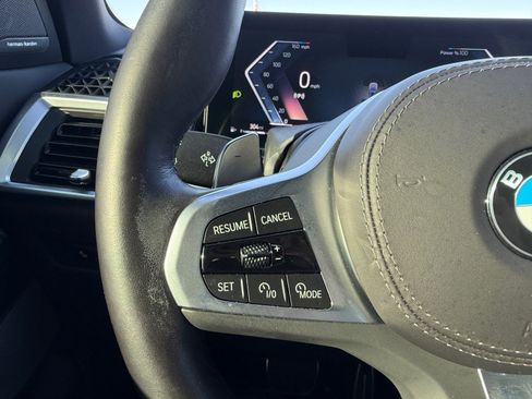 Used 2024 BMW X5 xDrive40i w/ M Sport Package image 26