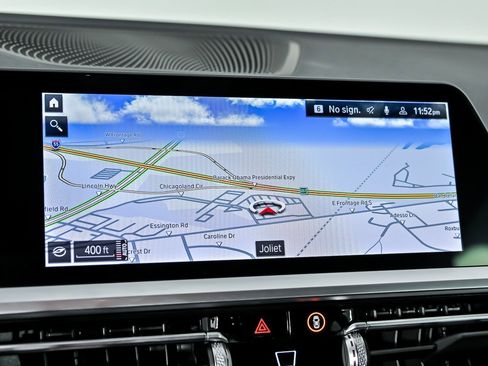 Used 2022 BMW M4 xDrive Competition w/ M Carbon Exterior Package image 32