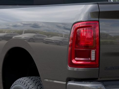 New 2026 RAM 2500 Laramie AWD/4WD image 10