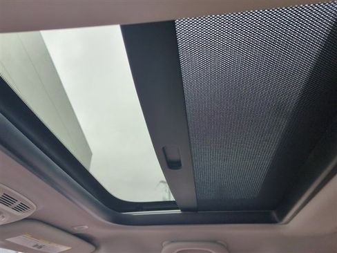 Used 2021 MINI Cooper 2-Door Hardtop w/ Driver Assistance Package image 13