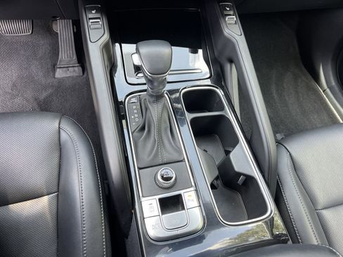 Used 2025 Kia Telluride S FWD image 29