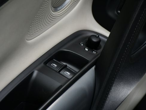 Used 2011 Audi R8 V10 image 29