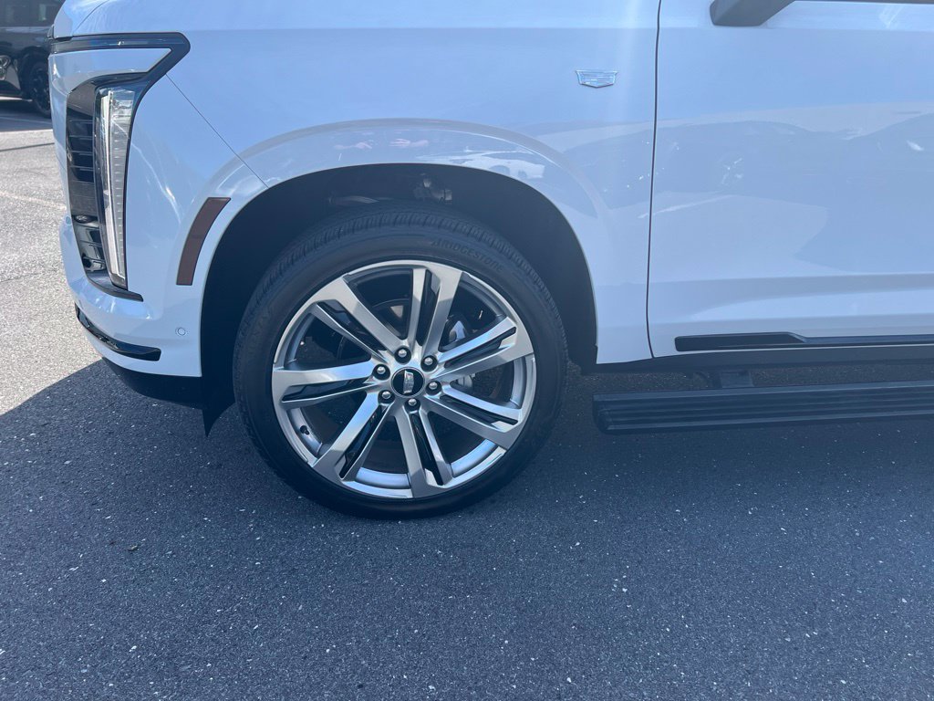 Certified 2026 Cadillac Escalade Sport w/ Touring Package AWD/4WD image 36