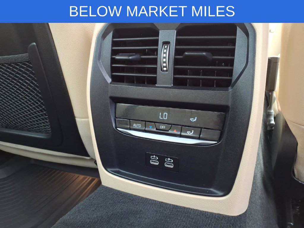 Used 2023 BMW 330i xDrive Sedan w/ Premium Package AWD/4WD image 14