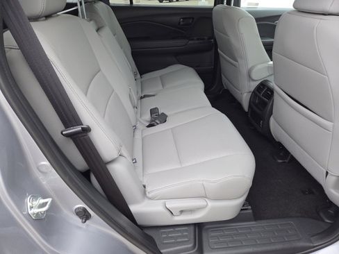 Used 2023 Honda Passport EX-L image 21