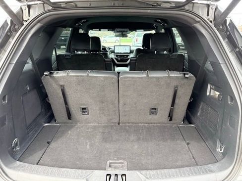 Used 2025 Ford Explorer ST-Line image 14