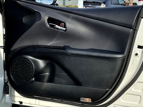 Used 2019 Toyota Prius Prime Advanced image 22