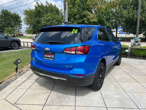 Used 2024 Chevrolet Equinox LT AWD/4WD image 11