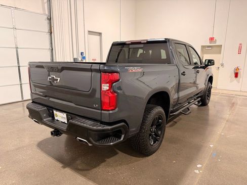 Used 2021 Chevrolet Silverado 1500 LT Trail Boss w/ Convenience Package II image 5