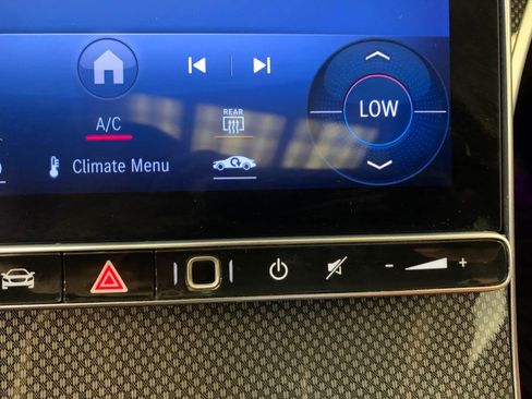 Used 2022 Mercedes-Benz C 300 4MATIC Sedan w/ Exclusive Trim Package image 38