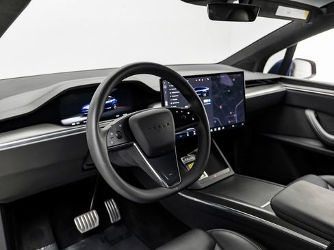 Used 2024 Tesla Model X Plaid AWD/4WD image 9