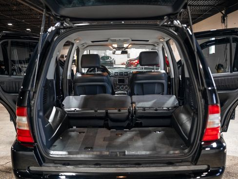 Used 2001 Mercedes-Benz ML 55 AMG 4MATIC image 19