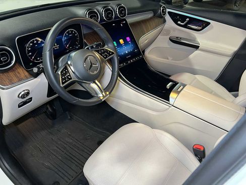 Certified 2025 Mercedes-Benz GLC 300 4MATIC image 24