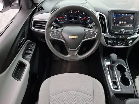 Used 2024 Chevrolet Equinox LS FWD image 13