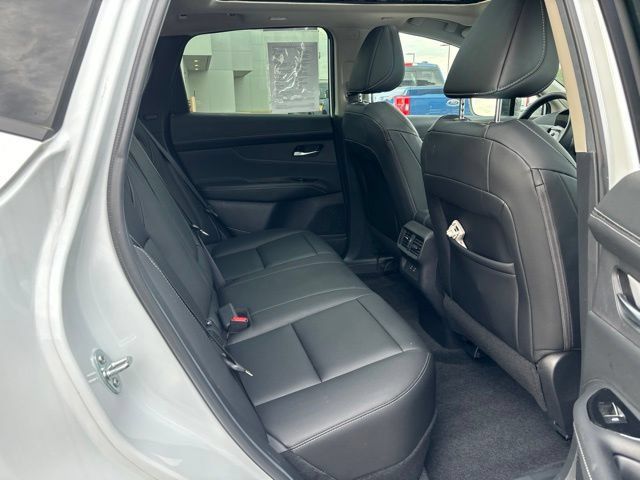 Used 2025 Nissan Murano SL w/ Cargo Package AWD/4WD image 17