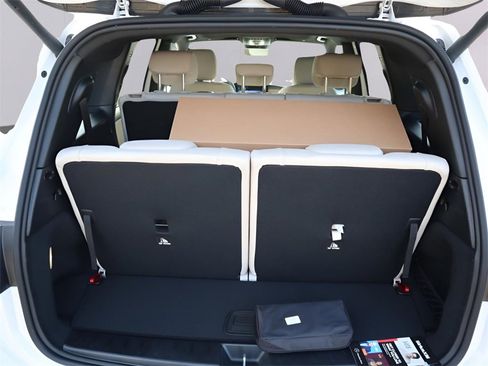 New 2026 Mercedes-Benz GLB 250 4MATIC image 10